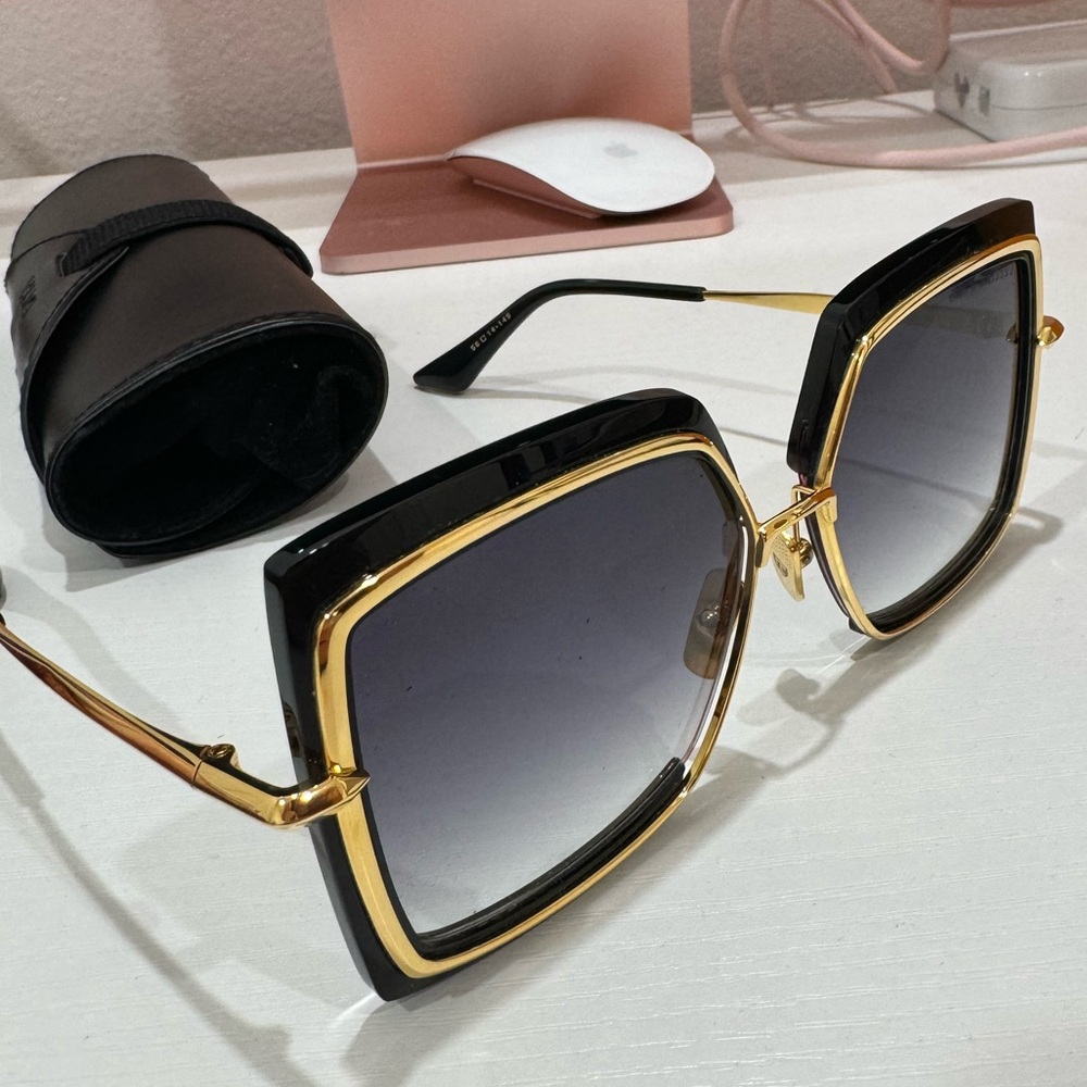 DITA Narcissus Sunglasses - Yellow Gold / Grey & Clear Gradient Lenses - Picture 4 of 6